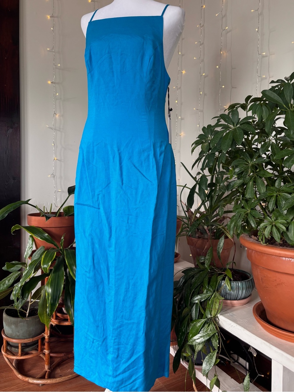 Astr Electric Blue Backless Spaghetti-Strap Midi Dress - Picture 4 of 9